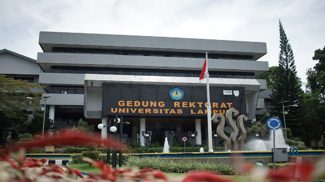 Potret Dinamis Institut Pendidikan Lampung